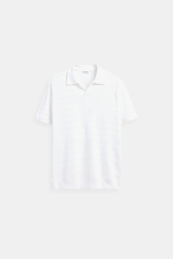 Witte gebreide poloshirt met structuurpatroon