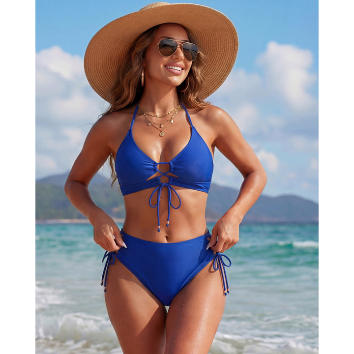 Nadia | Halter Bikini met Vetersluiting