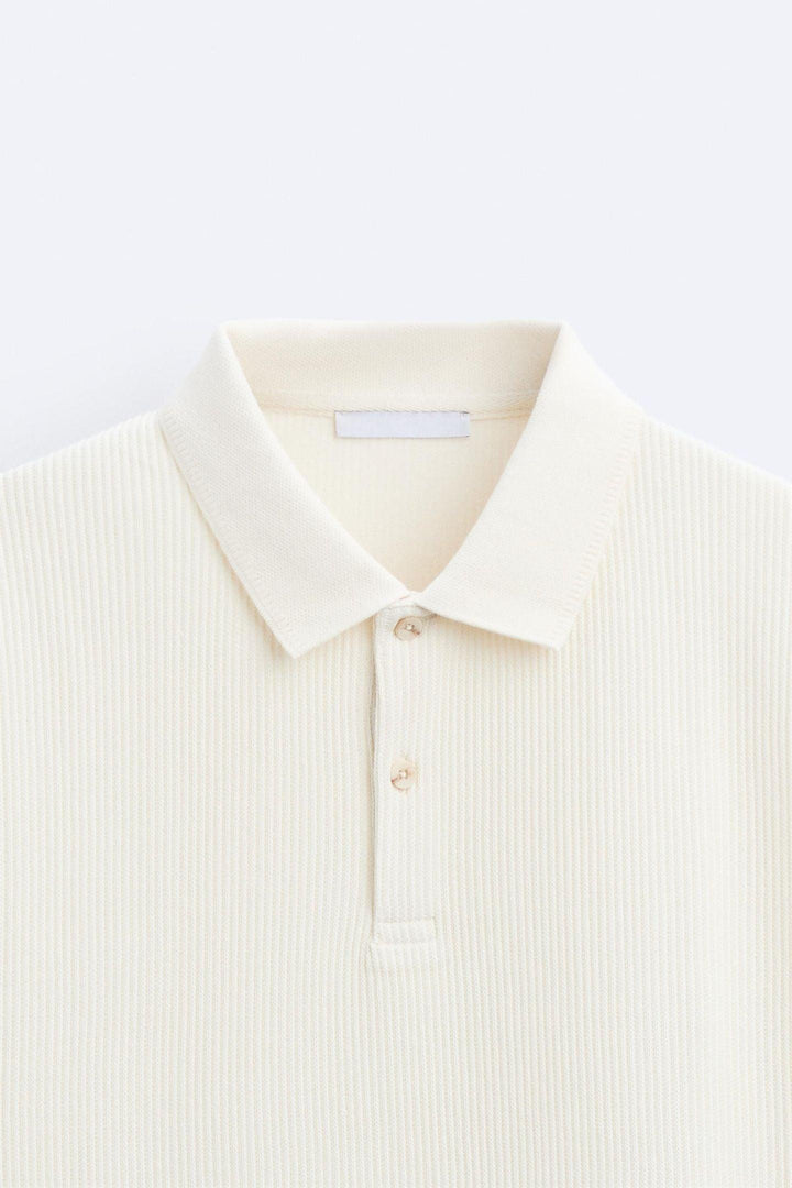 Korte Mouwen Polo in Crèmewit – Minimalistisch en Comfortabel