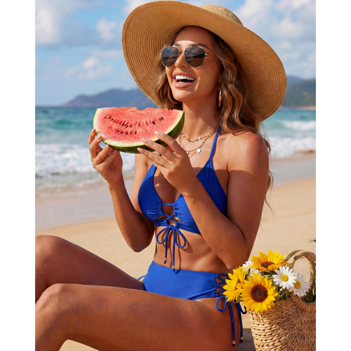 Nadia | Halter Bikini met Vetersluiting