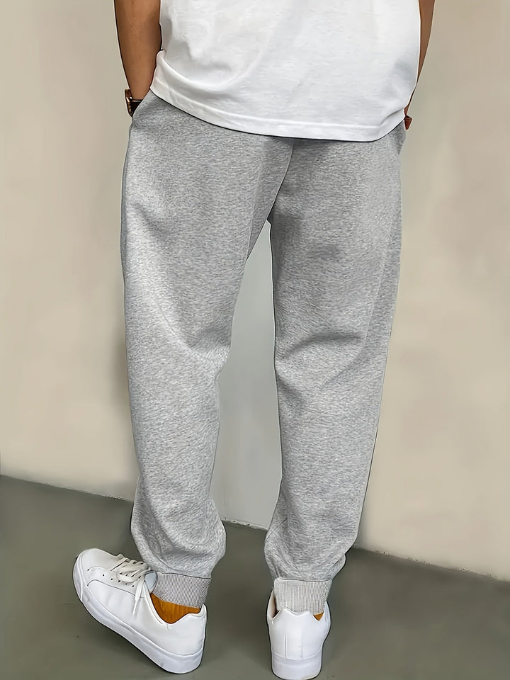Levi | Essential Jogger - Minimalistisch, Comfortabel & Tijdloos